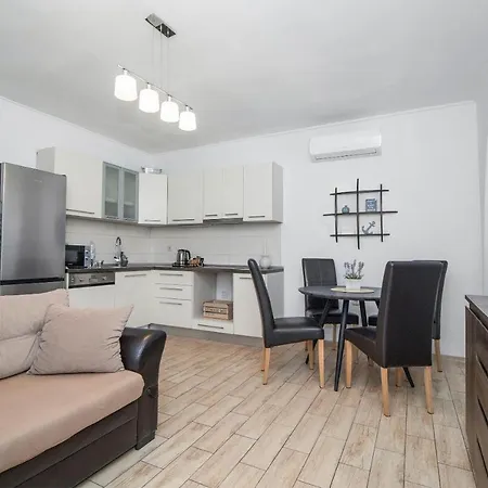 Apartment Feratjer *